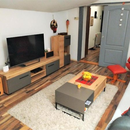 Apartment Viktor Belgrade Luaran gambar